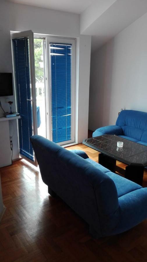 Apartmani "Radi" Baška Voda Exteriör bild